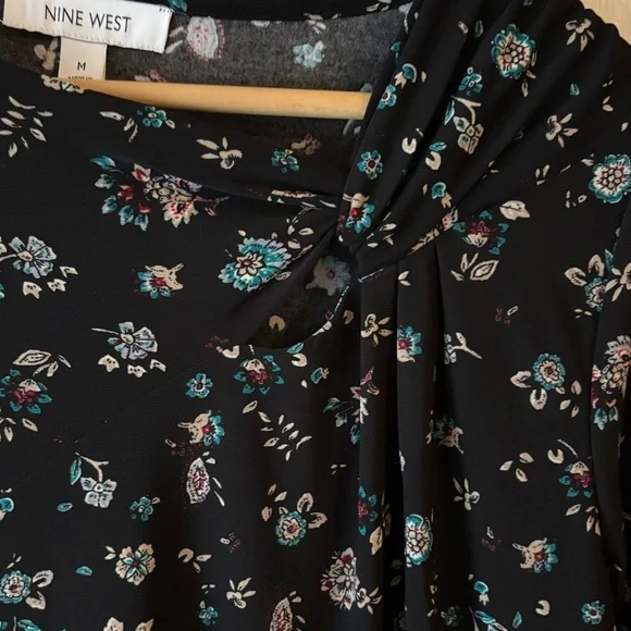 Nine West Floral Blouse - Picture 2 of 7